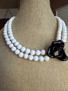 Kenneth Jay Lane White Beaded Necklace with Black Floral Accent Clasp